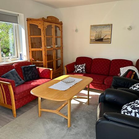 Mandal Apartment Mit Moeglichkeit Ein Boot Zu Benutzen Und Angeln Exterior foto