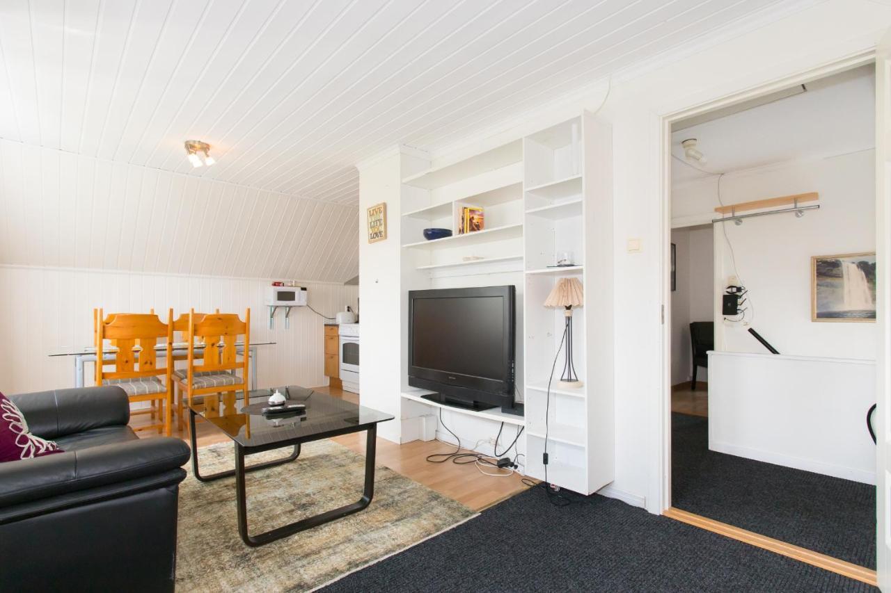 Mandal Apartment Mit Moeglichkeit Ein Boot Zu Benutzen Und Angeln Exterior foto