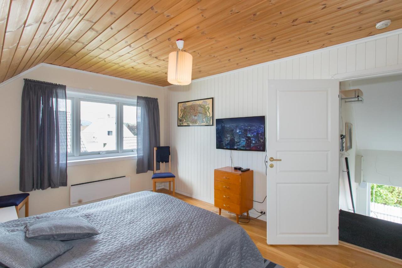 Mandal Apartment Mit Moeglichkeit Ein Boot Zu Benutzen Und Angeln Exterior foto