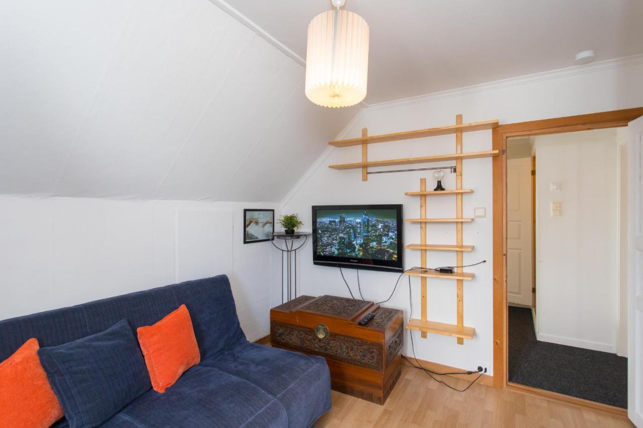 Mandal Apartment Mit Moeglichkeit Ein Boot Zu Benutzen Und Angeln Exterior foto